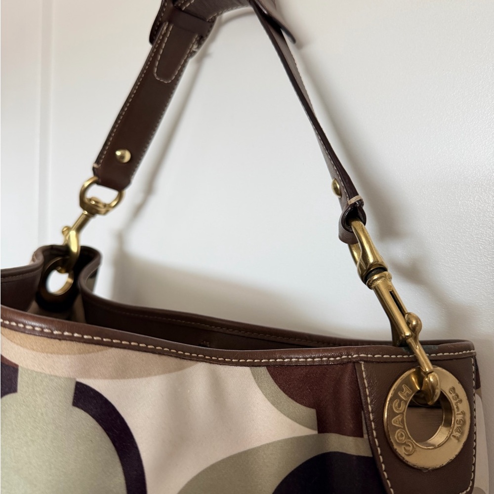 Coach Brown and Cream Signature Shoulder Bag - Picture 2 of 13